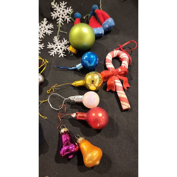 63 Vintage Mini Christmas Ornaments Set Mixed Glass - Picture 5 of 14